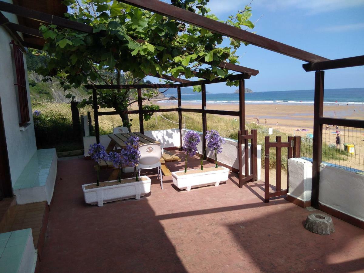 Playa Laga Villa Ibarrangelu Exteriör bild